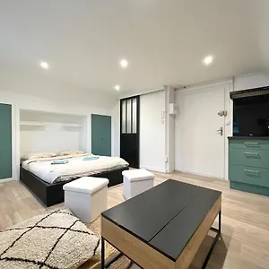 https://studio-prs-riants.hotels-rhonealpes.com